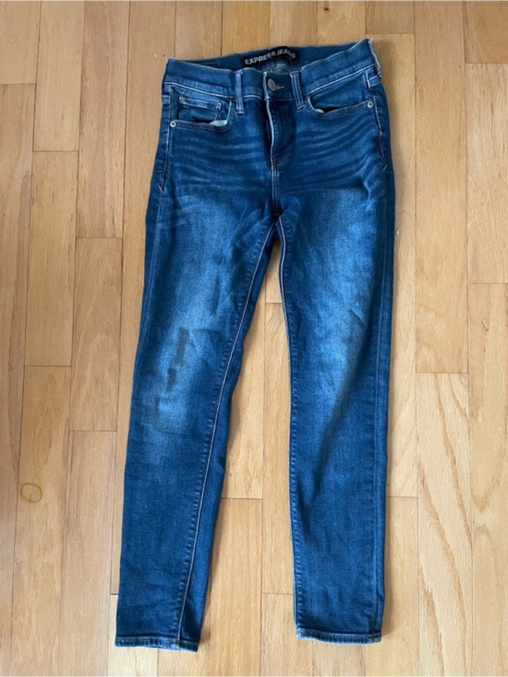 Express Women’s Skinny Jeans in Medium Blue Denim Size 00 Excellent Condition
